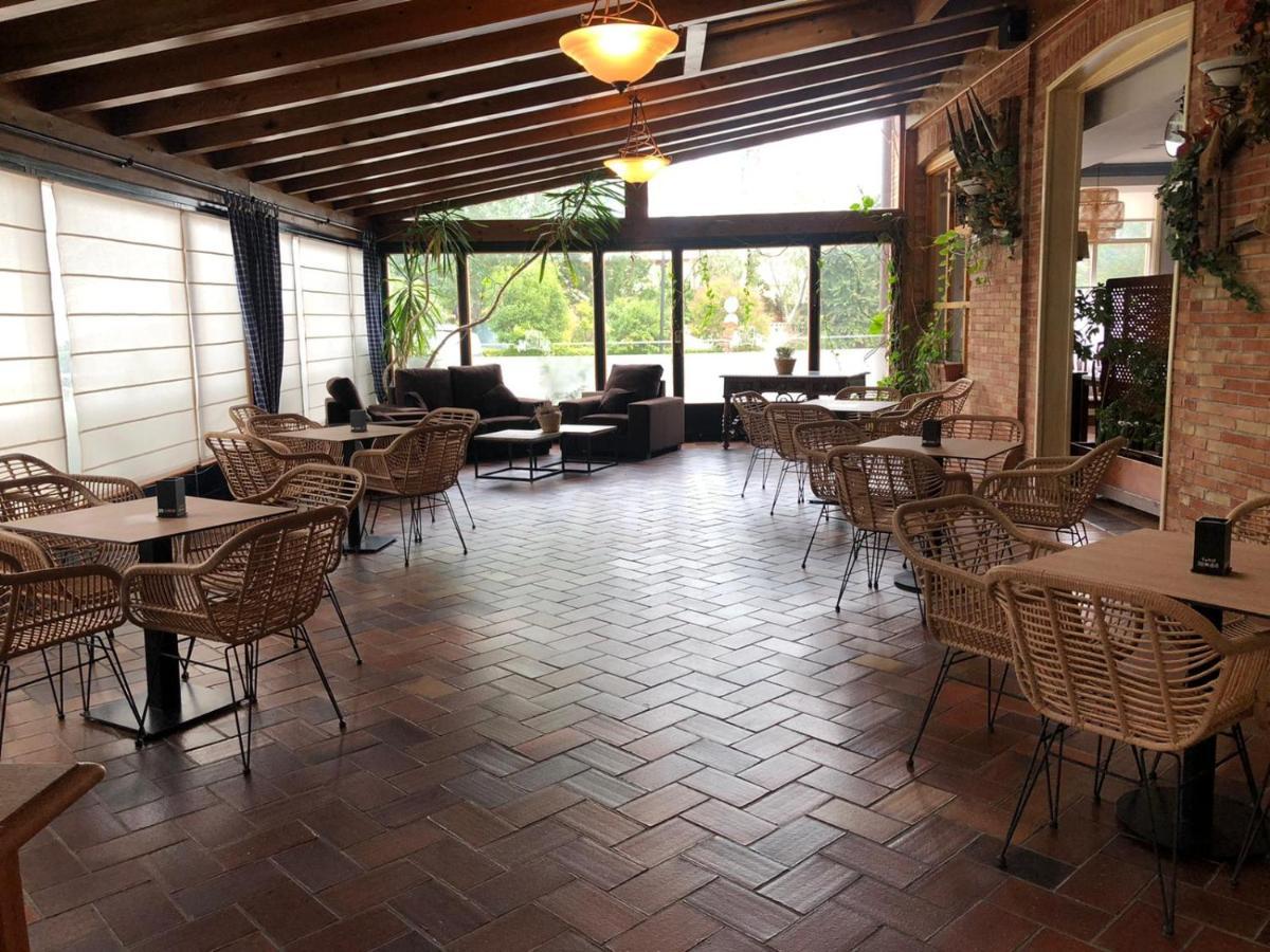 哈克威酒店 Puente la Reina 外观 照片