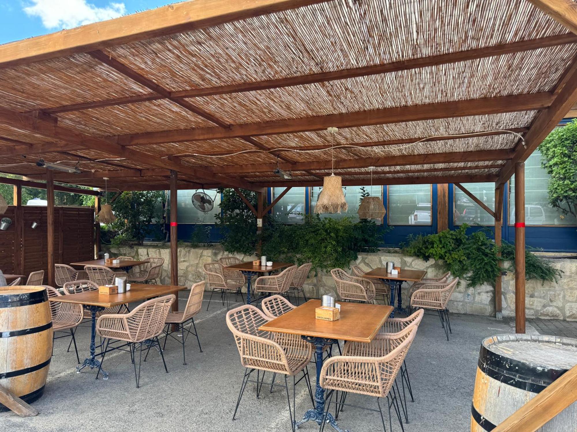 哈克威酒店 Puente la Reina 外观 照片