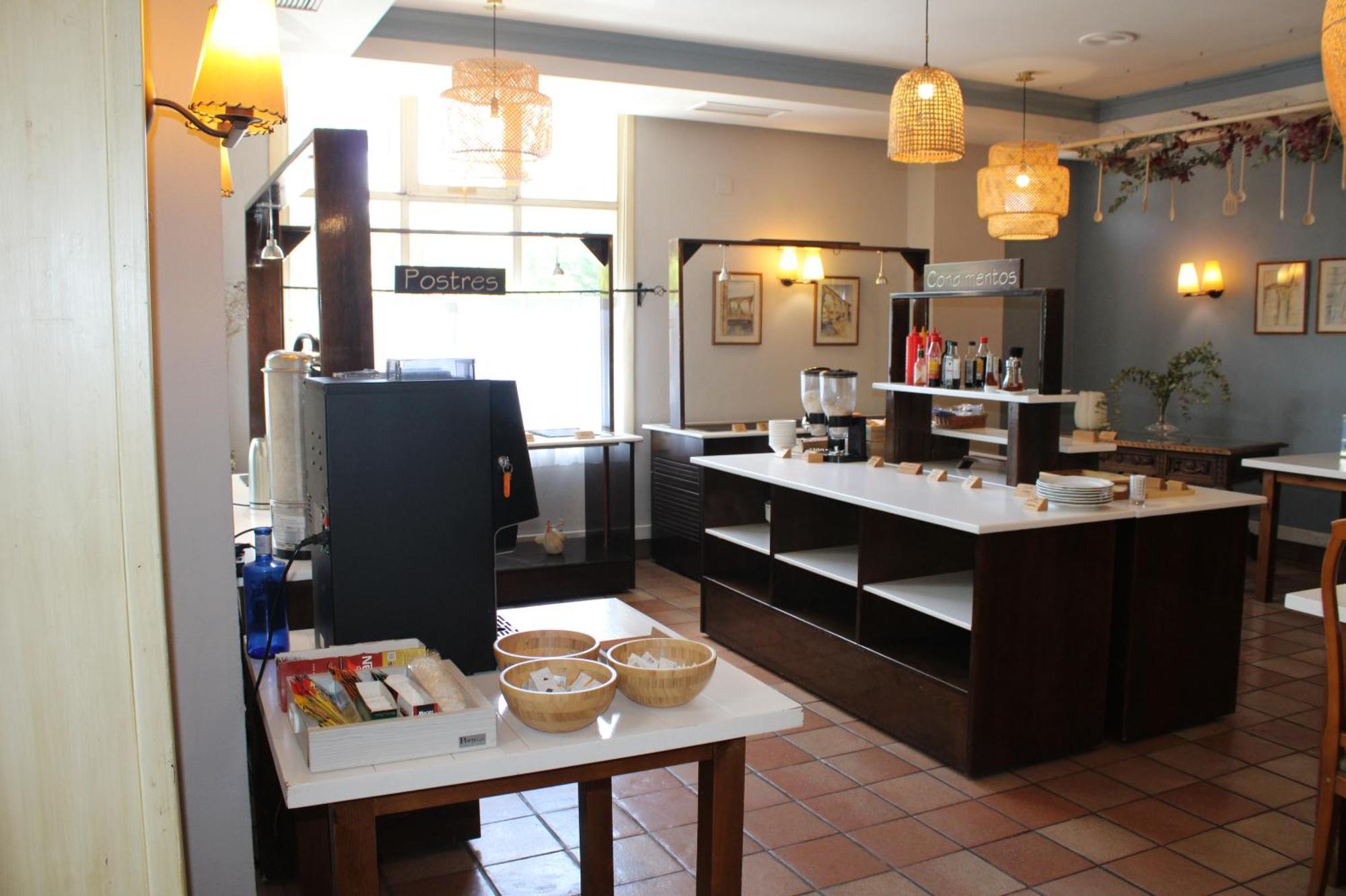 哈克威酒店 Puente la Reina 外观 照片